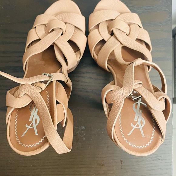 Yves Saint Laurent Women's Tribute Platform High
Heel Sandals SZ 36 - Picture 4 of 7